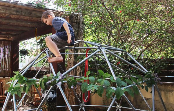 4 פעילויות לילדים שנותנות מרחב ליצירתיות ועצמאות