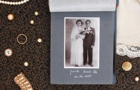 מתנה לחתונה שאפשר להכין לבד: מאה שנים של אהבה